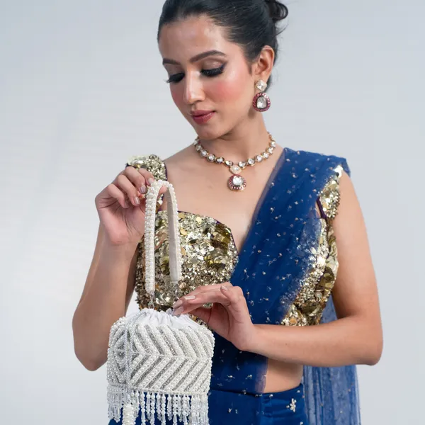 Frosted_Radiance_Pearl_Potli